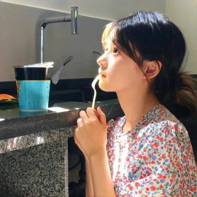 后备空姐